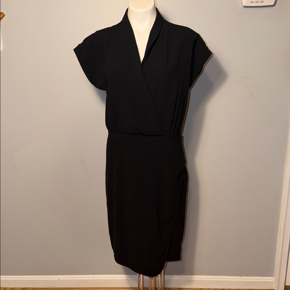M.M. Lafleur ladies Black Tory Dress. Faux wrap, short sleeve. Size 12.